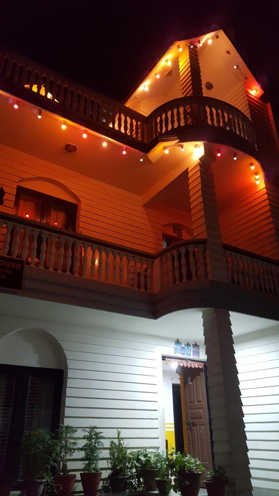 Bnb Royal Tourist House Kathmandu Esterno foto