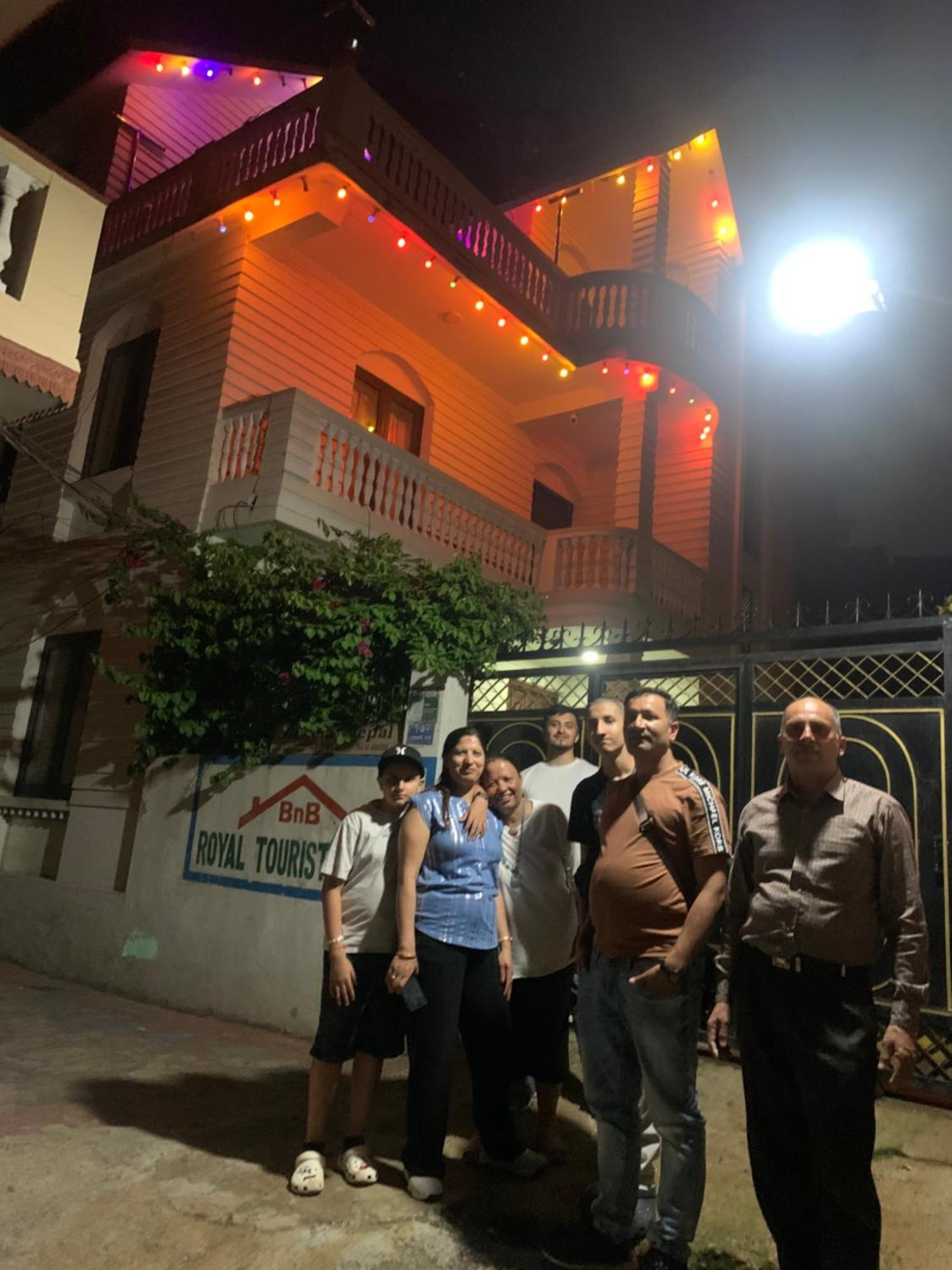Bnb Royal Tourist House Kathmandu Esterno foto